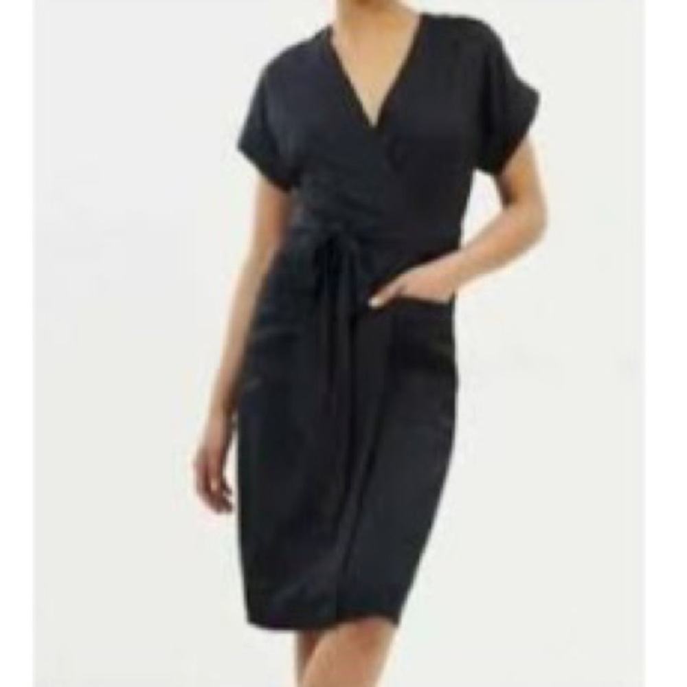 J Crew plus 2X short sleeves wrap dress V neck patched pockets Black